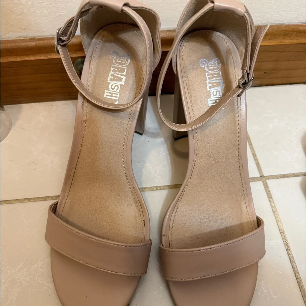 Brash | Nude colored block heels size 9.5